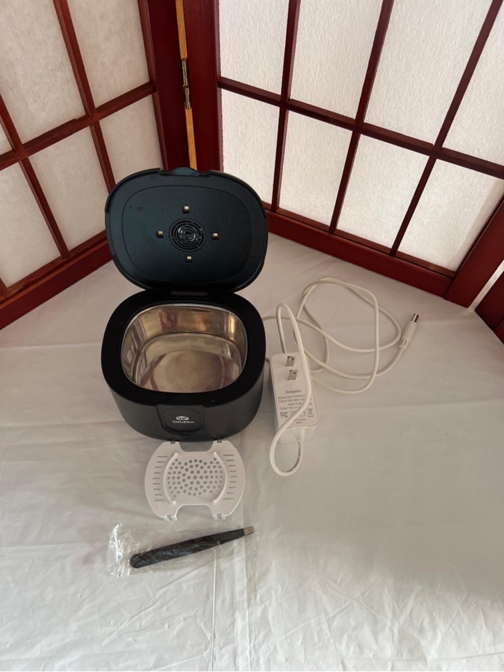 Ultrasonic Jewelry and Dental Retainer Cleaner - Black